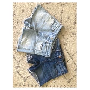 Bundle of two stretchy American Eagle shorts.